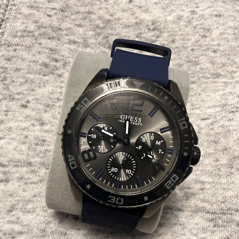 Guess watch
